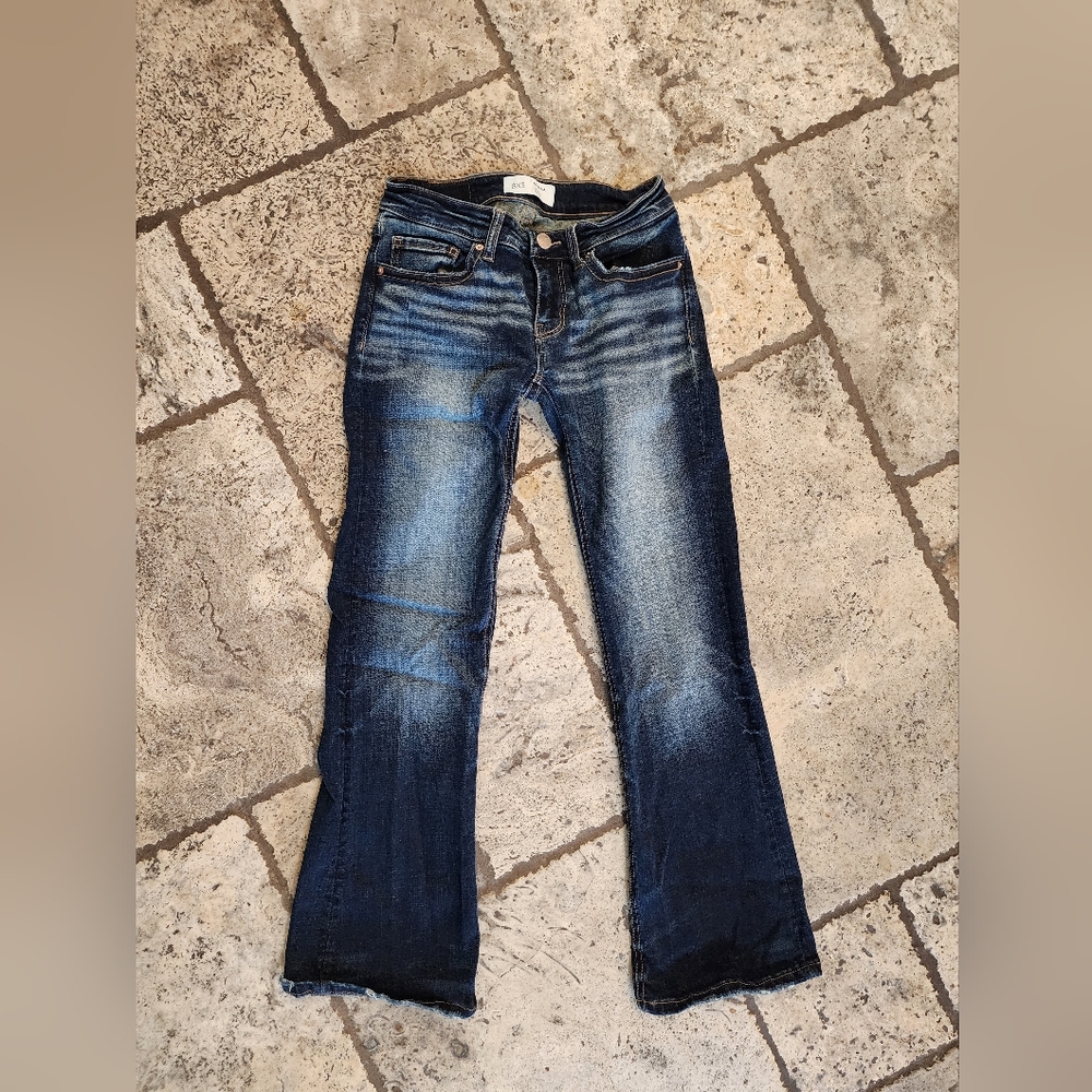BKE Stella- Size 25×29 1/2. In like new shape